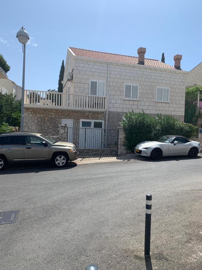 Apartment Aida And For Couples And Families Free Parking Dubrovnik