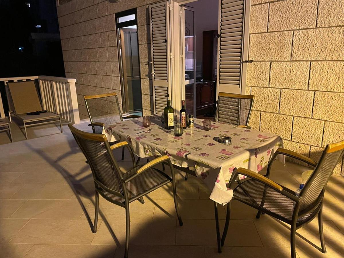 Aida And For Couples And Families Free Parking Apartment *