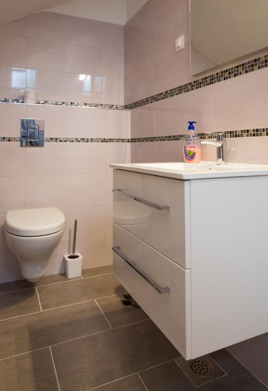 Appartement Aida And For Couples And Families Free Parking