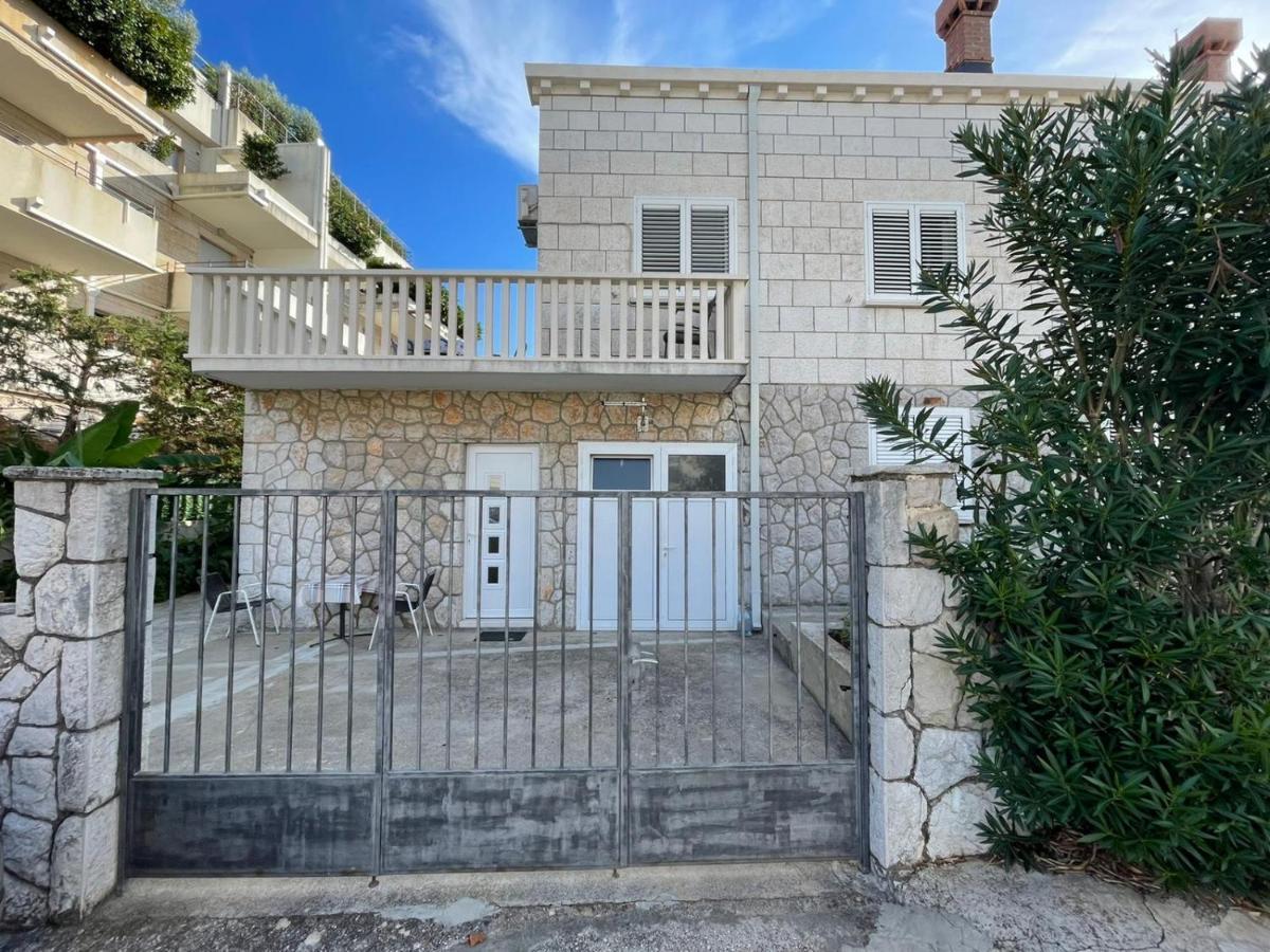 Appartement Aida And For Couples And Families Free Parking Dubrovnik